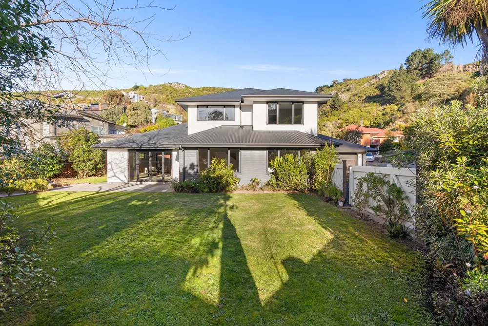 Photos of 10 Lucas Lane