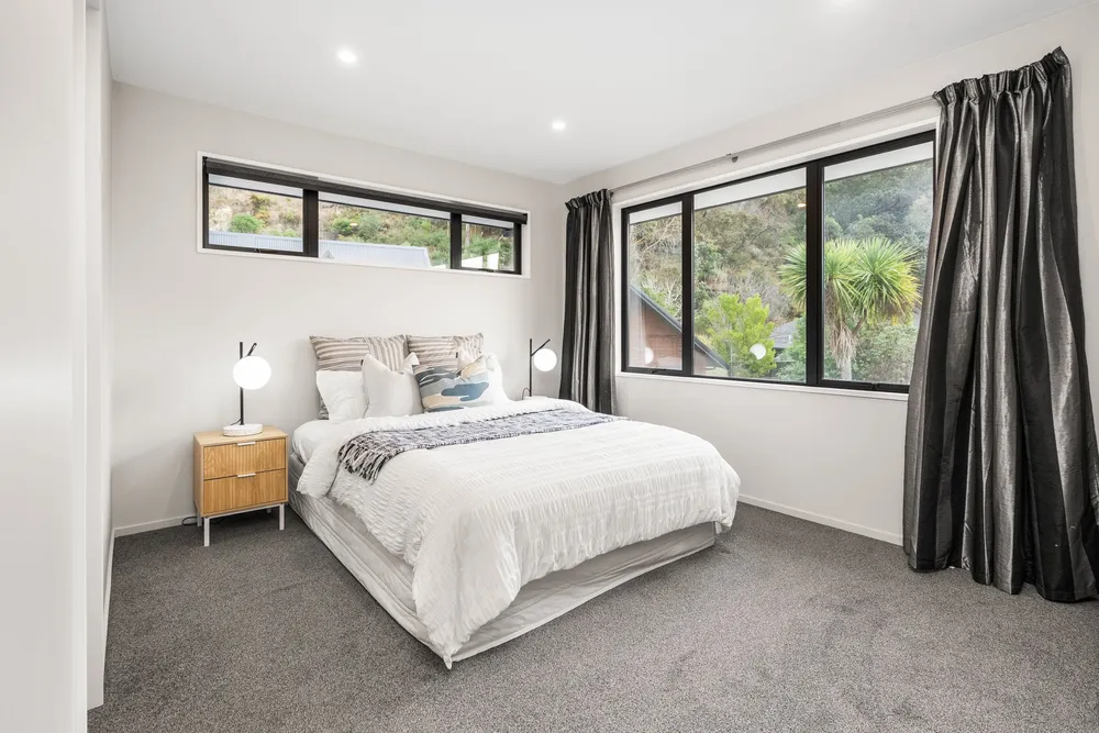Photos of 10 Lucas Lane