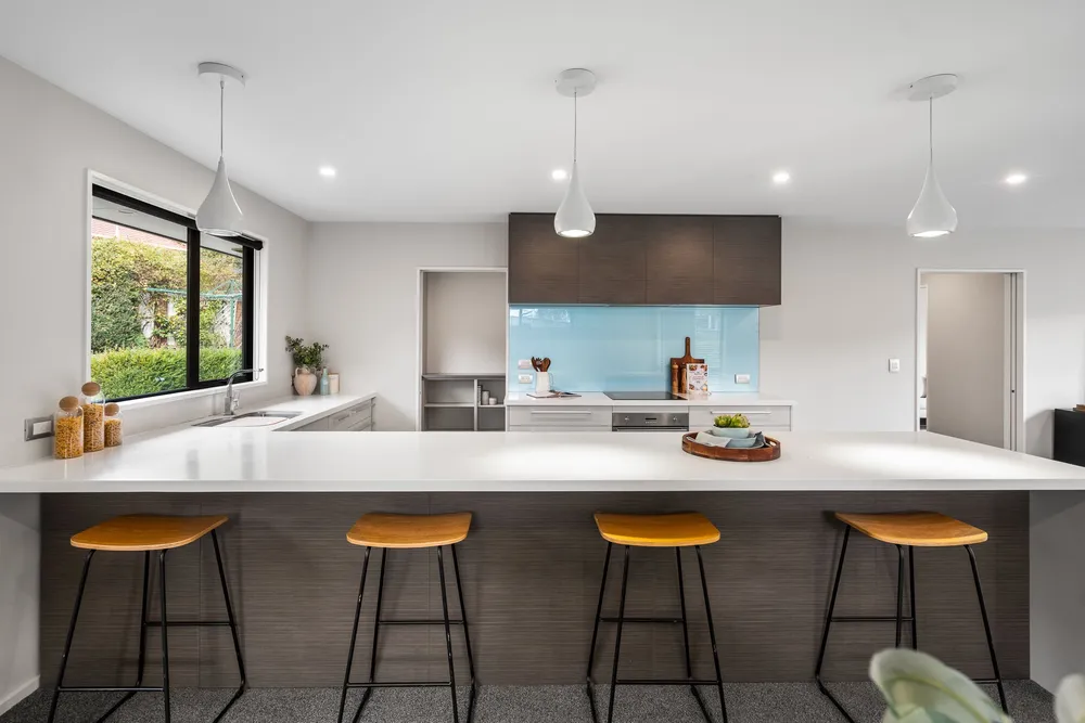 Photos of 10 Lucas Lane