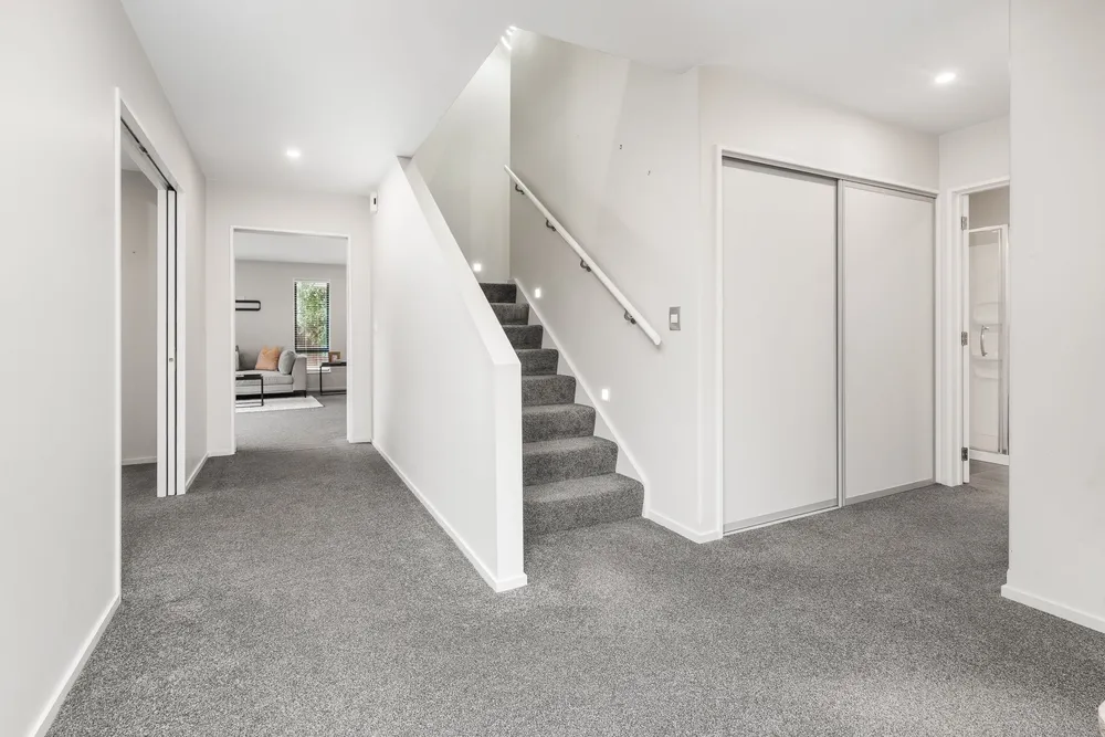 Photos of 10 Lucas Lane