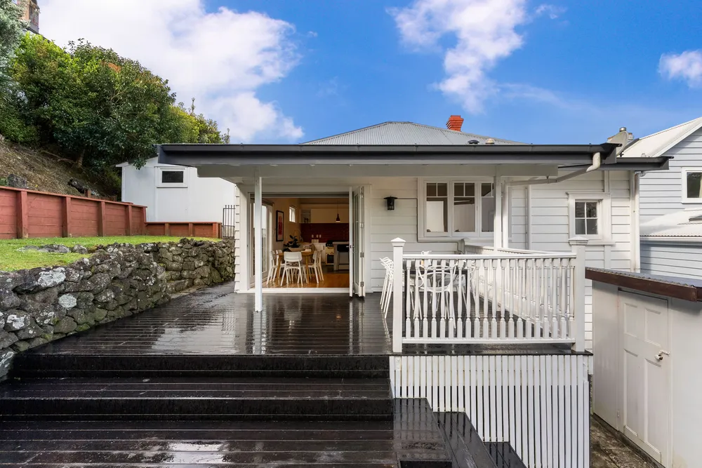 Photos of 37 Cooper Street