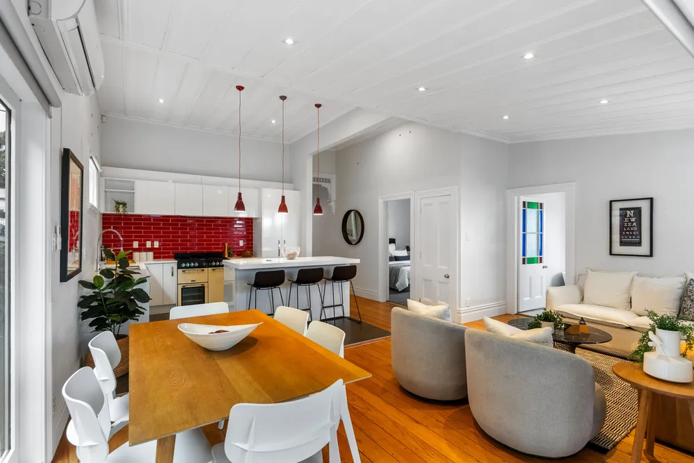 Photos of 37 Cooper Street