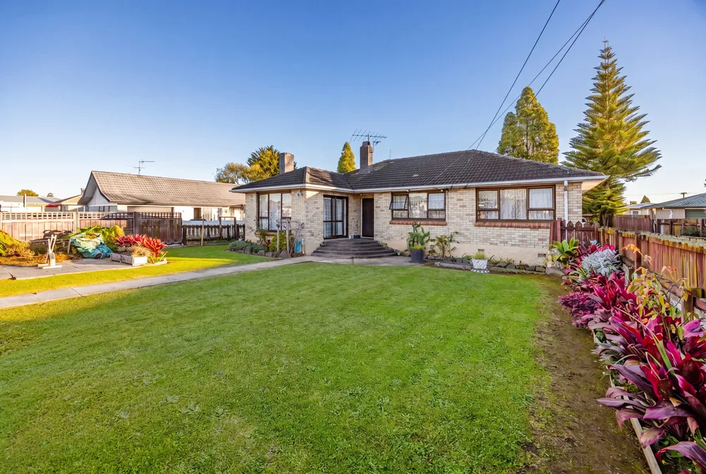 Photos of 14 Grove Road