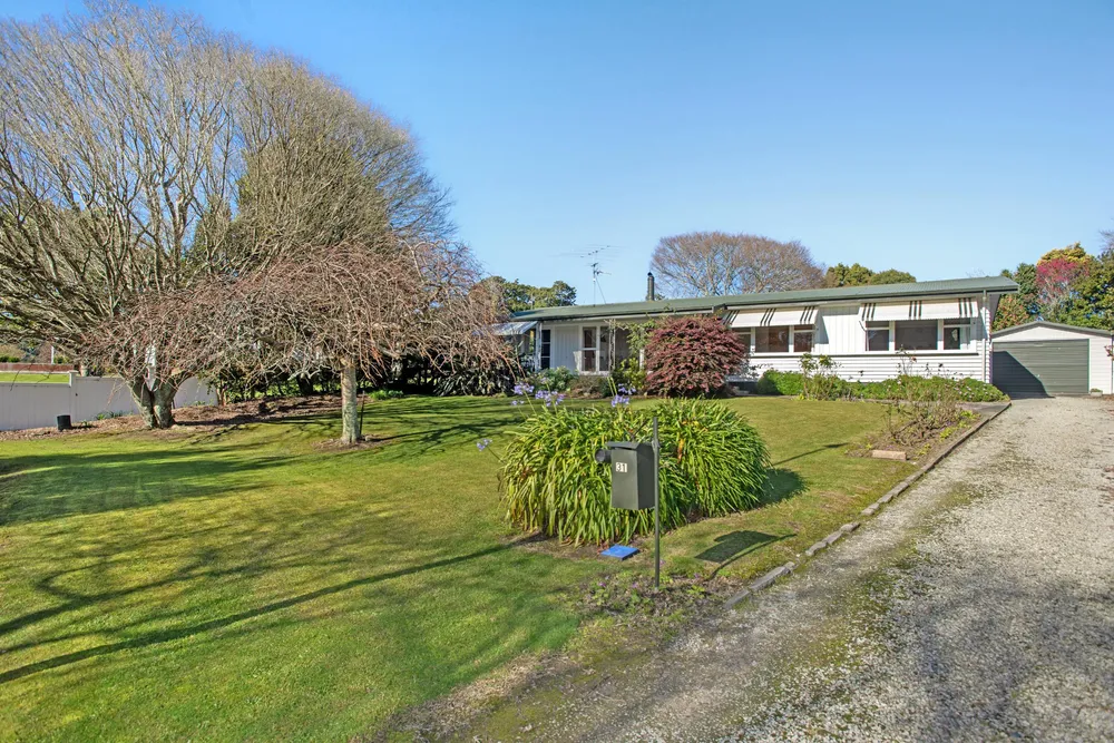 Photos of 31 Marian Drive