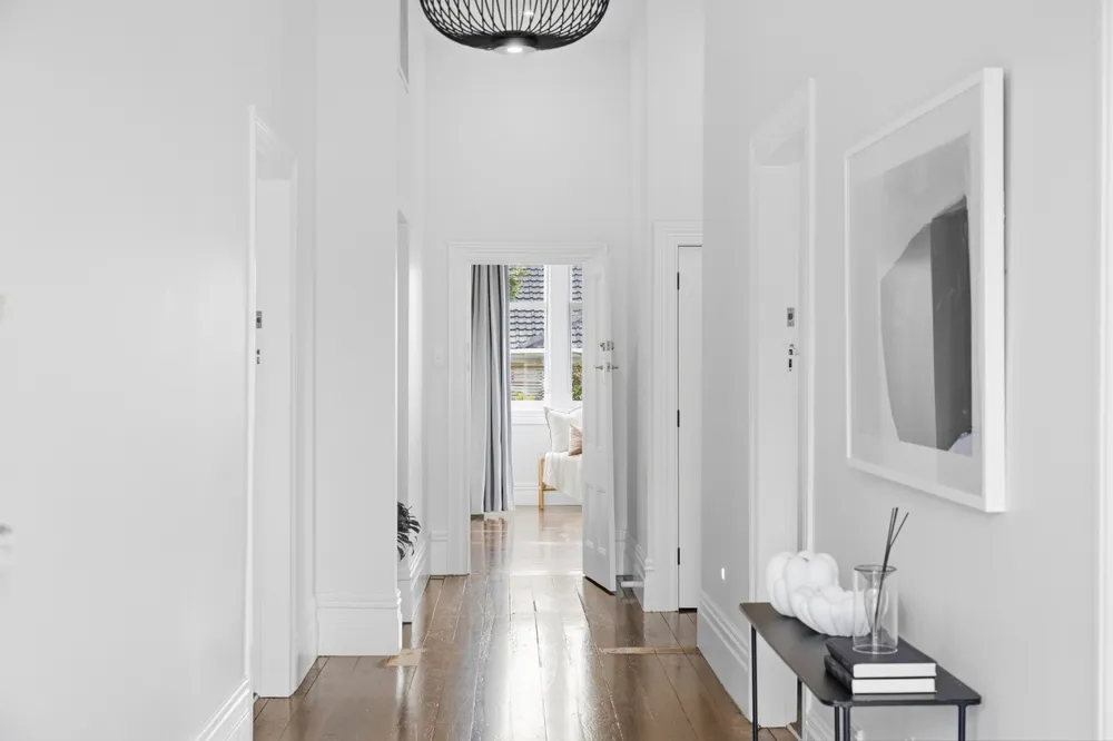 Photos of 35A Holly Street