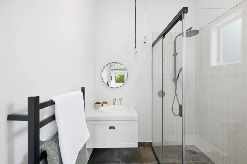 Photos of 35A Holly Street