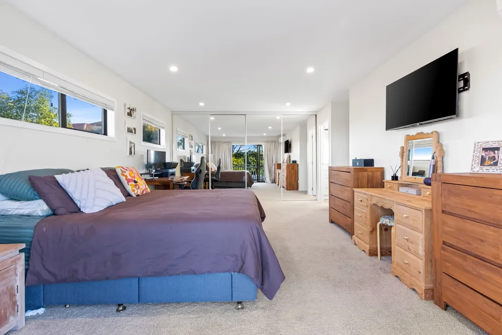 Photos of 10 Orewa Heights Crescent