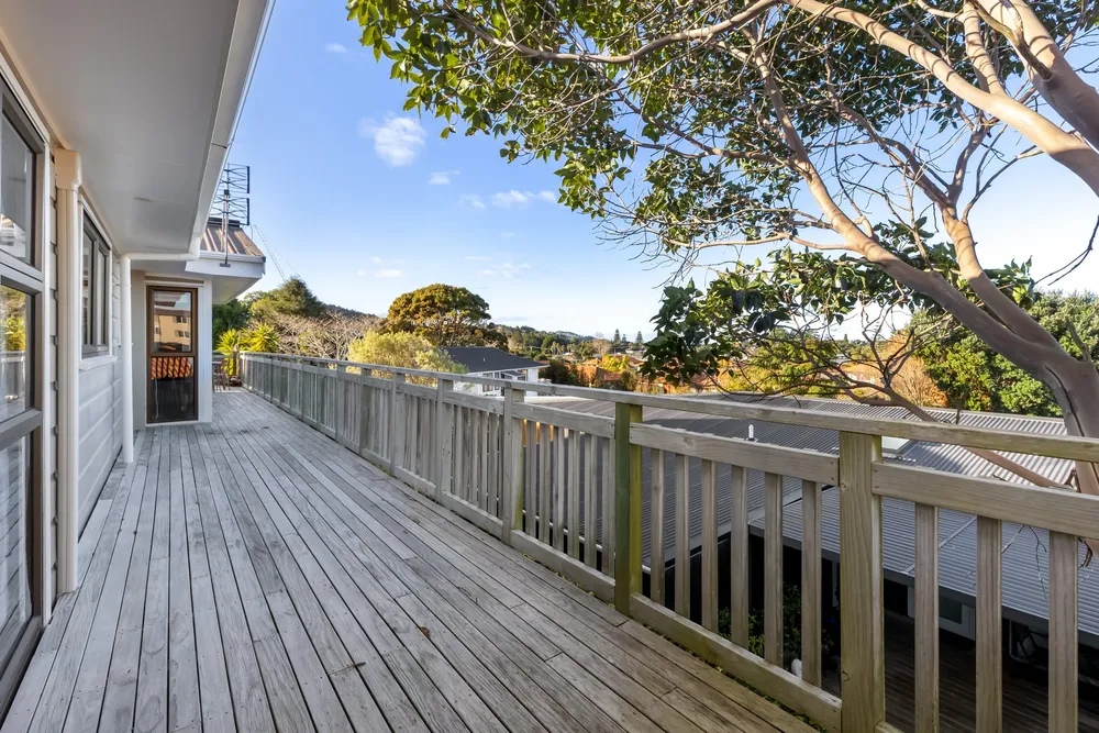 Photos of 10 Orewa Heights Crescent