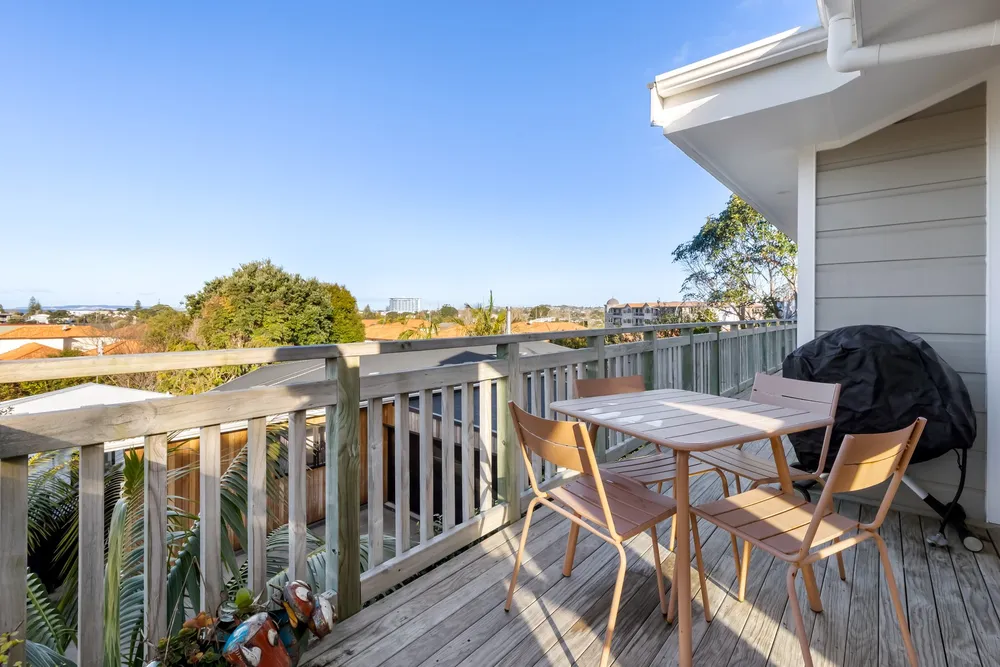 Photos of 10 Orewa Heights Crescent