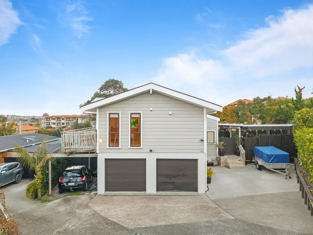 Photos of 10 Orewa Heights Crescent
