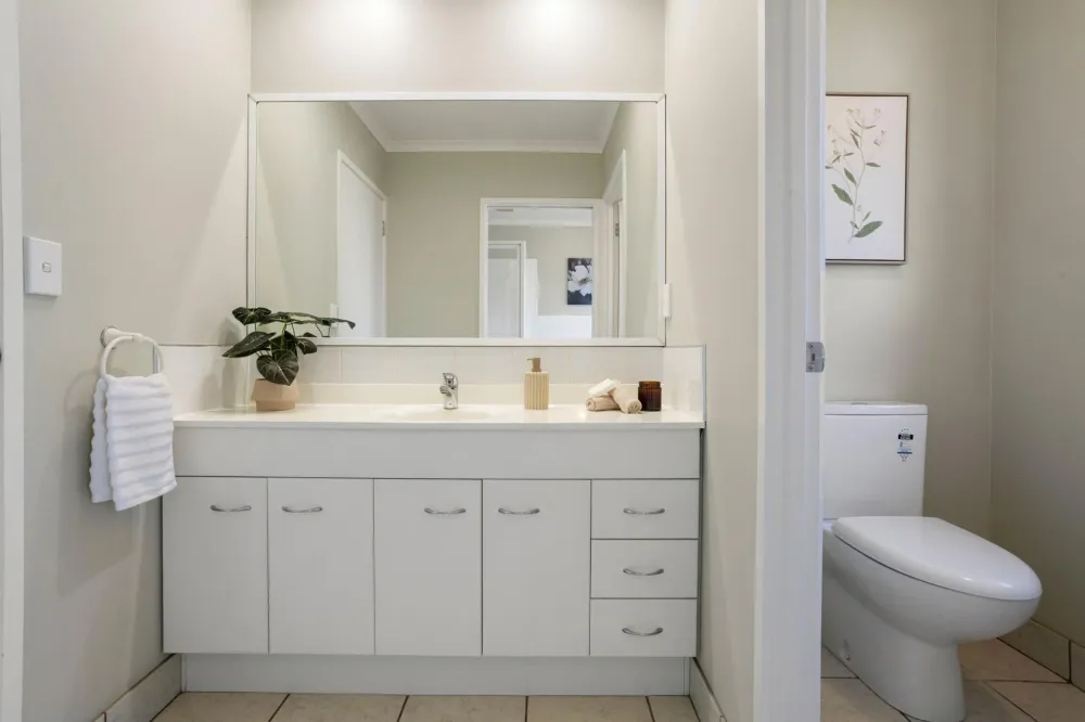 Photos of 491E Bruntwood Road