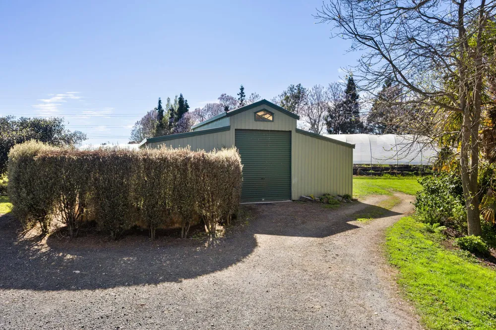 Photos of 491E Bruntwood Road