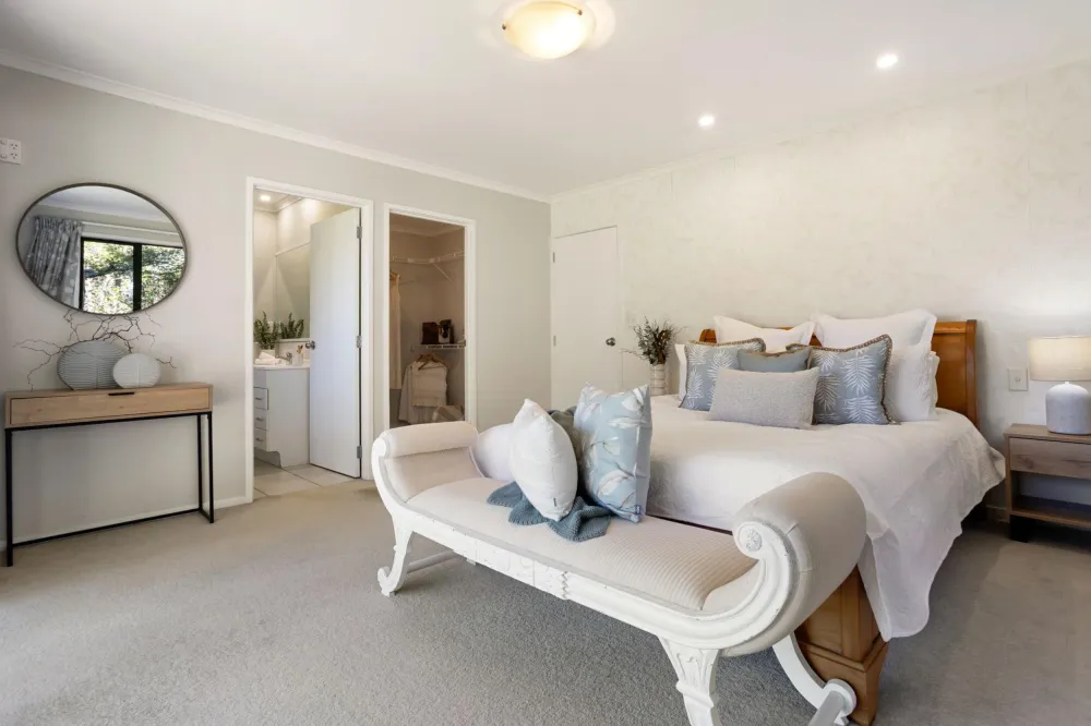Photos of 491E Bruntwood Road