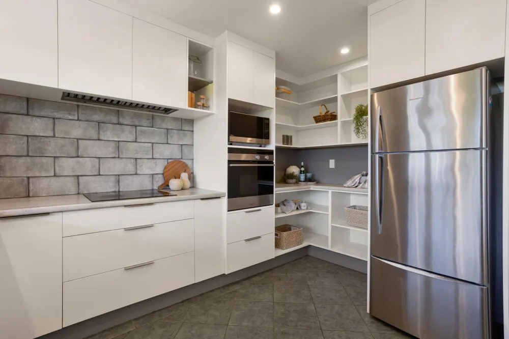 Photos of 491E Bruntwood Road