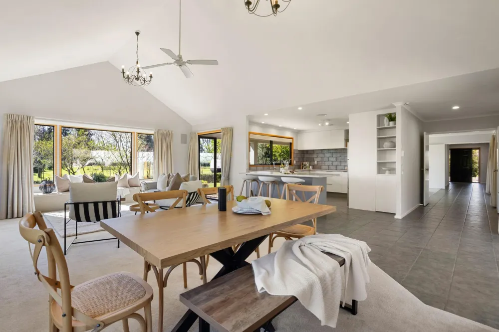 Photos of 491E Bruntwood Road