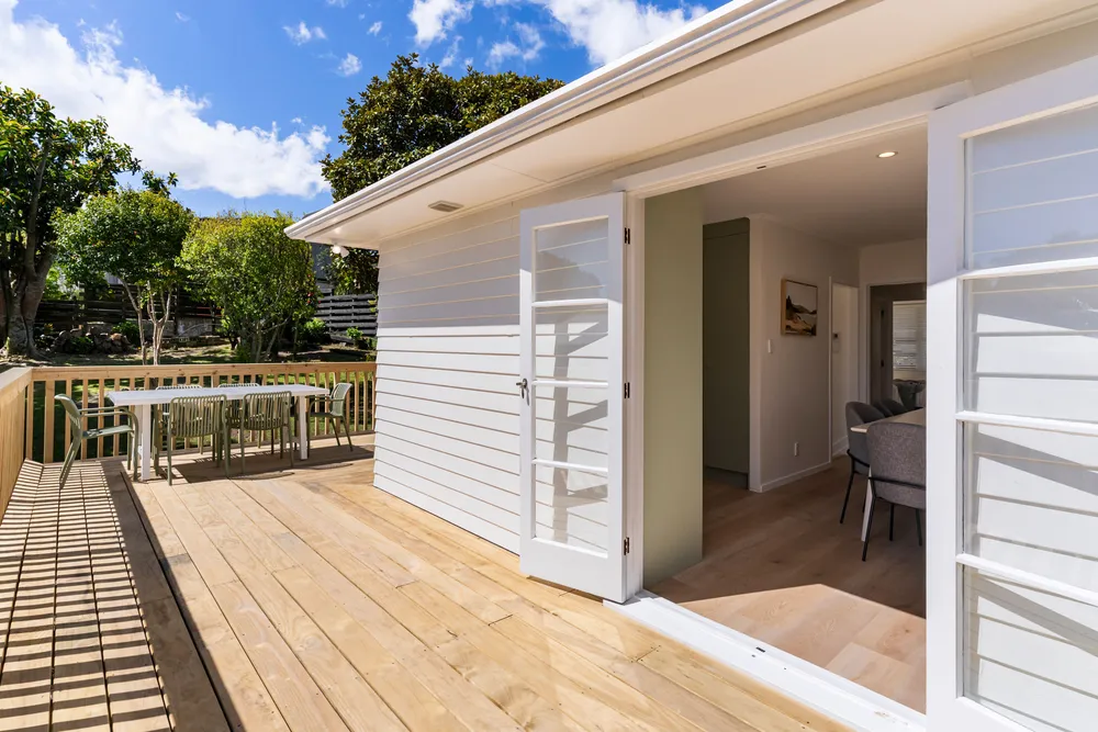 Photos of 15 Rosecamp Road
