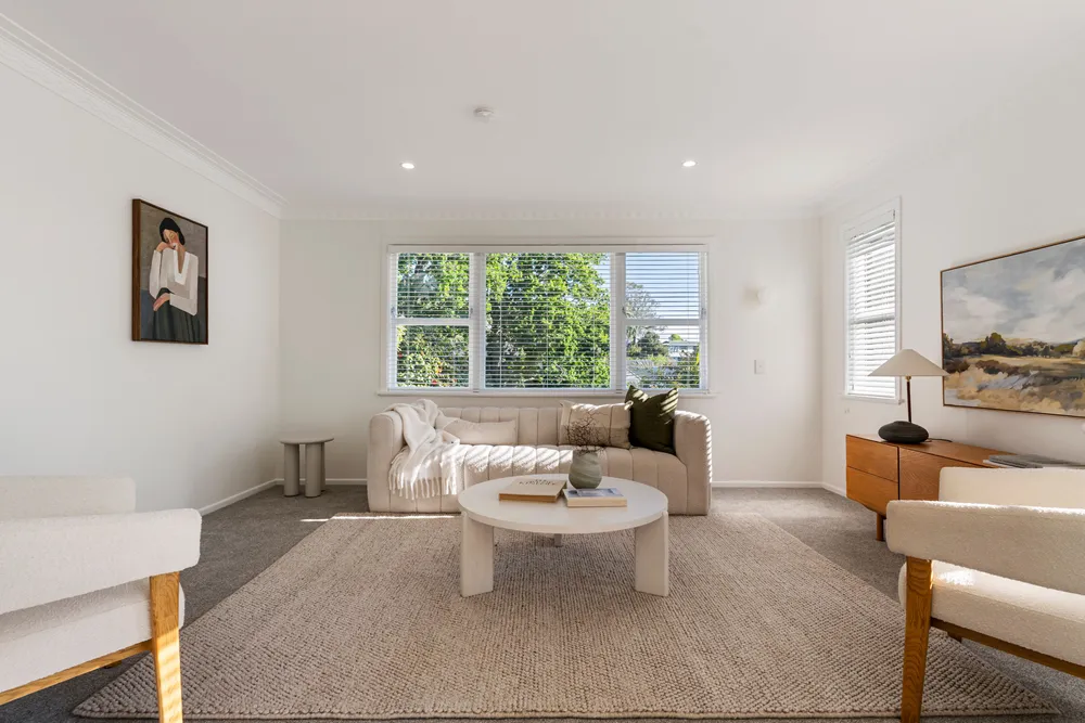 Photos of 15 Rosecamp Road