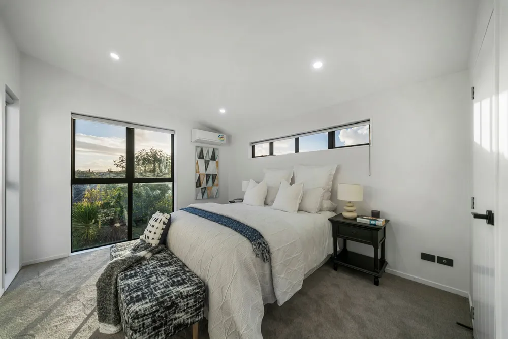 Photos of 15D Addison Street