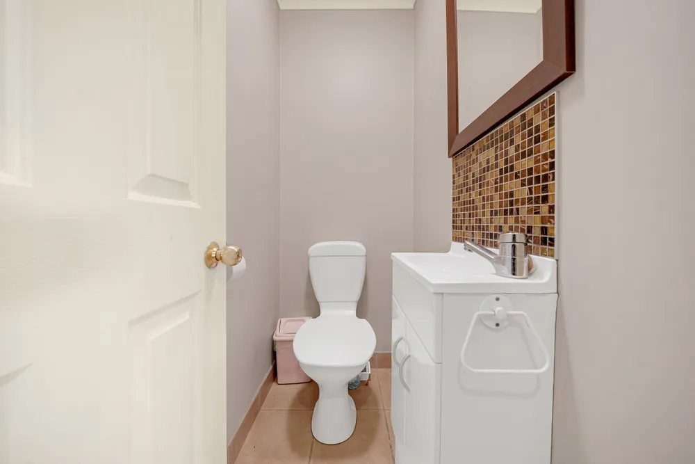 Photos of 25 Castlehill Court