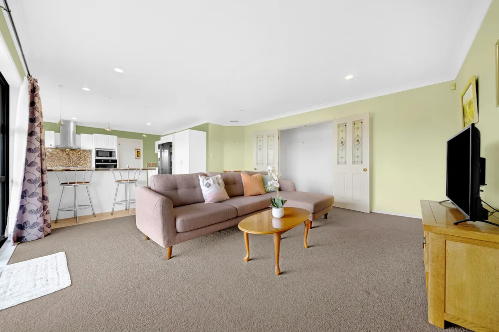 Photos of 25 Castlehill Court