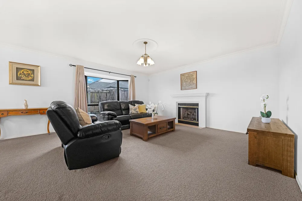 Photos of 25 Castlehill Court