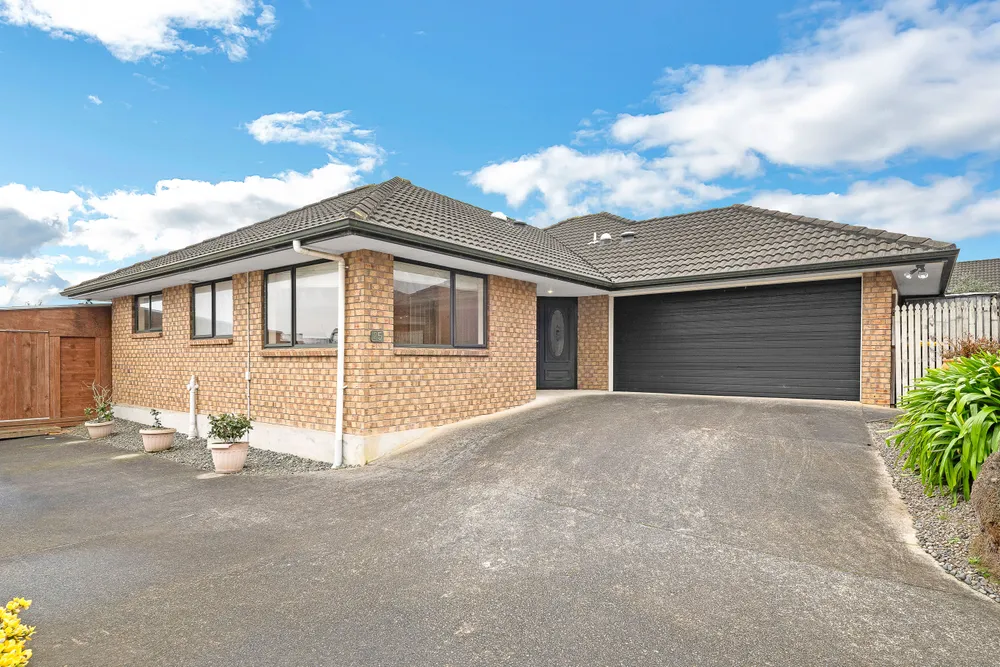 Photos of 25 Castlehill Court