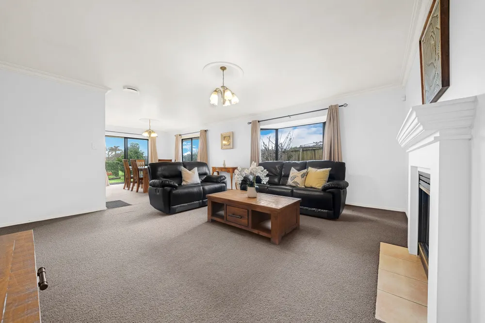 Photos of 25 Castlehill Court
