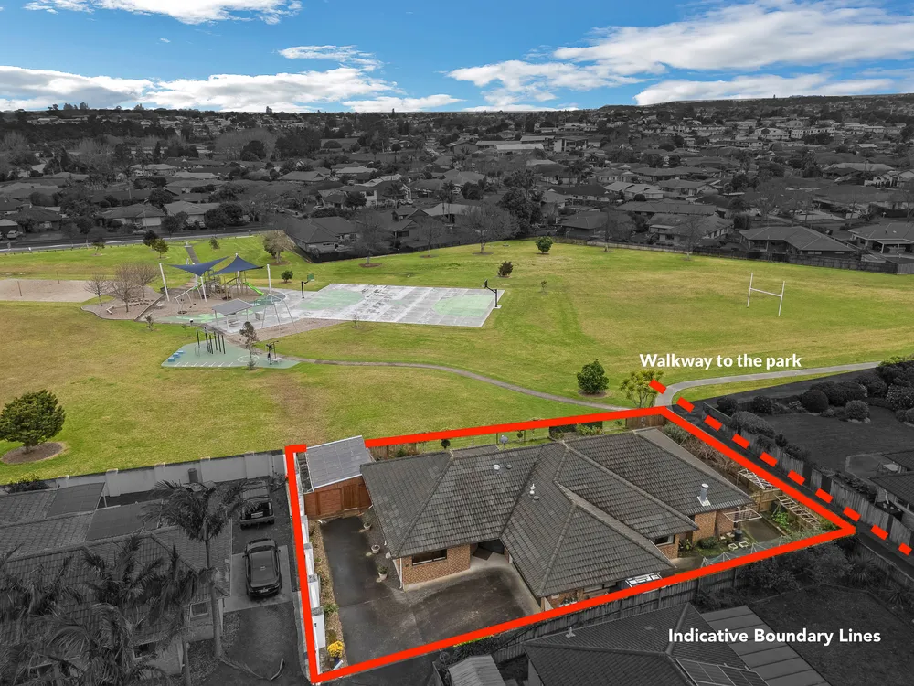 Photos of 25 Castlehill Court