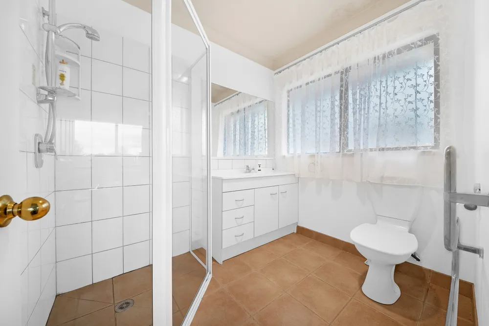 Photos of 25 Castlehill Court