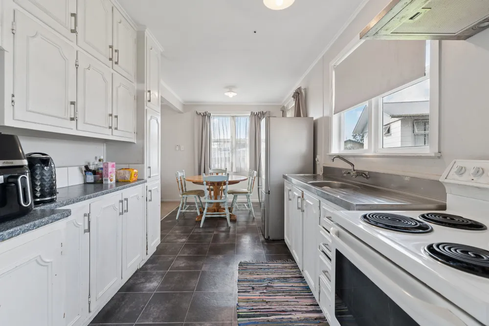 Photos of 11 Garth Place