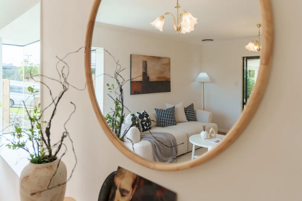 Photos of 37 Vanderbilt Parade