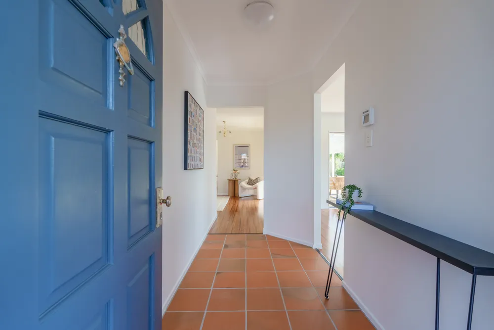 Photos of 37 Vanderbilt Parade