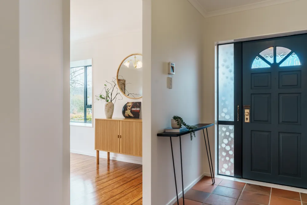 Photos of 37 Vanderbilt Parade