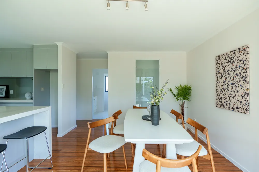 Photos of 37 Vanderbilt Parade