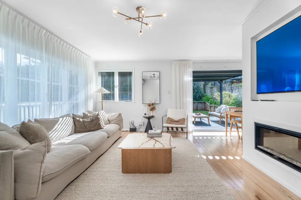 Photos of 33 Mulgan Street