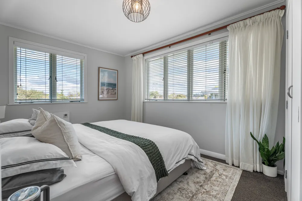 Photos of 33 Mulgan Street