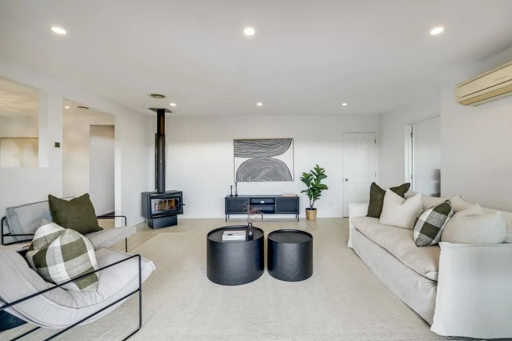 Photos of 57a McDonald Street