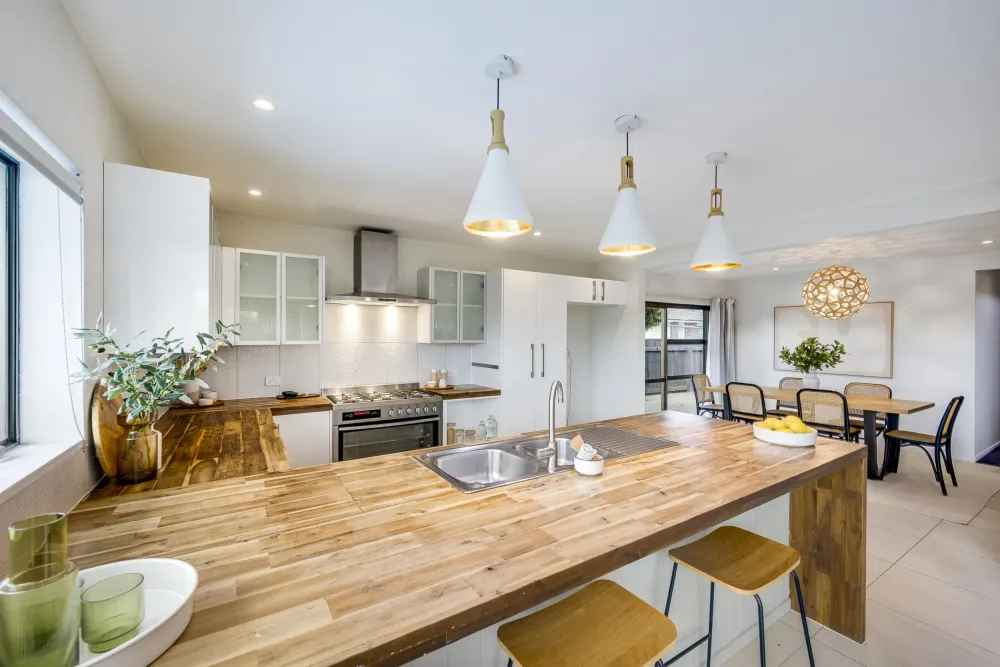 Photos of 57a McDonald Street
