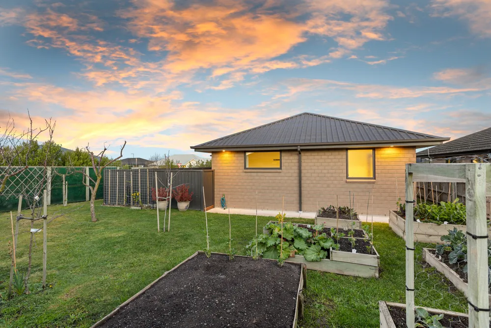 Photos of 5 Lignite Drive