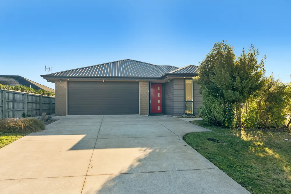 Photos of 5 Lignite Drive