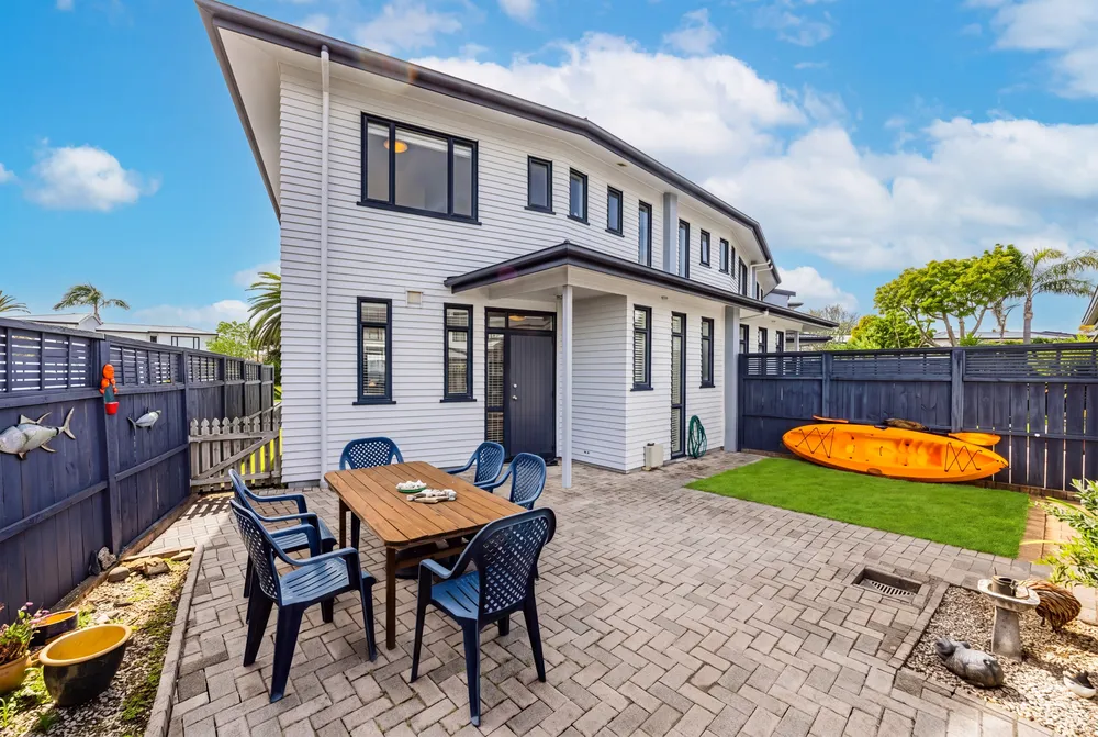 Photos of 5/2 Armoy Drive