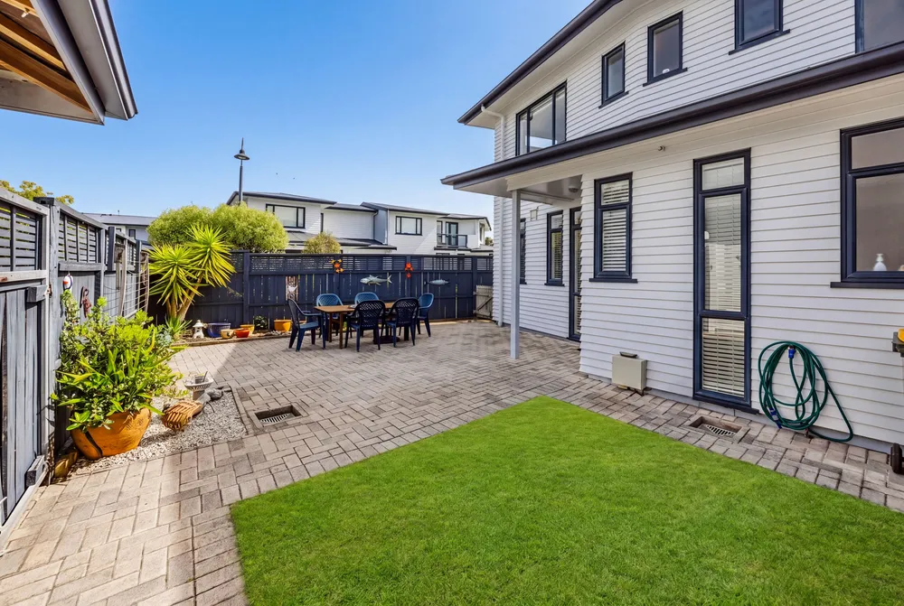 Photos of 5/2 Armoy Drive