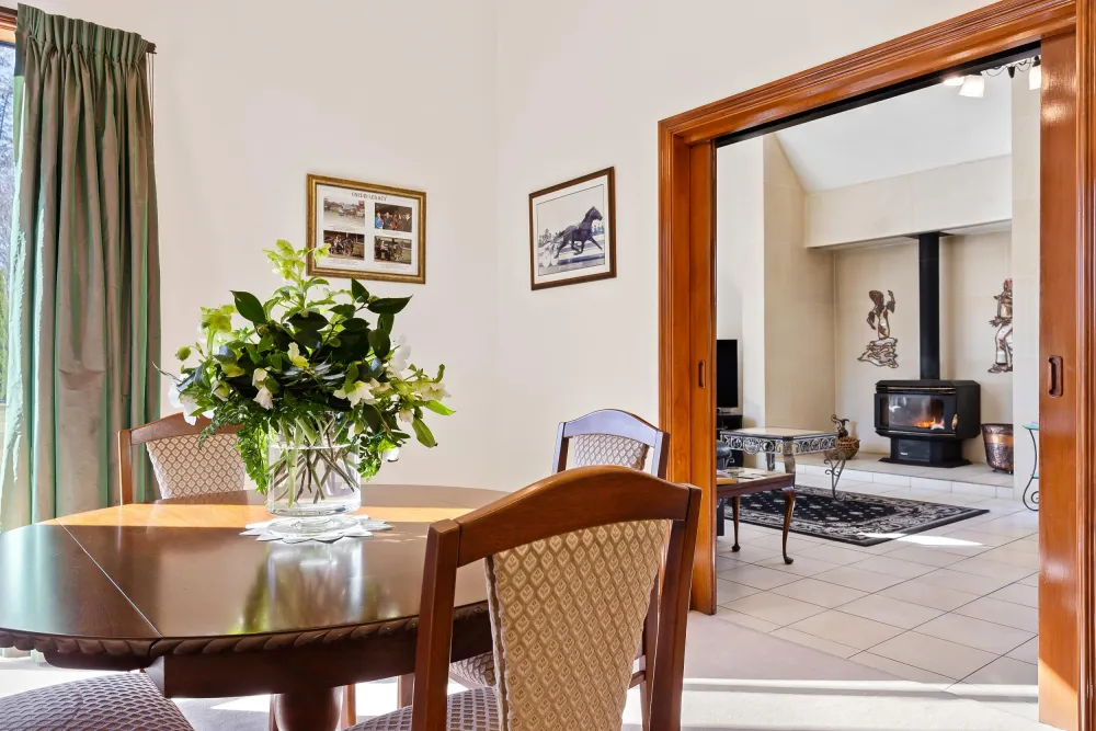 Photos of 131 Mount Thomas Road
