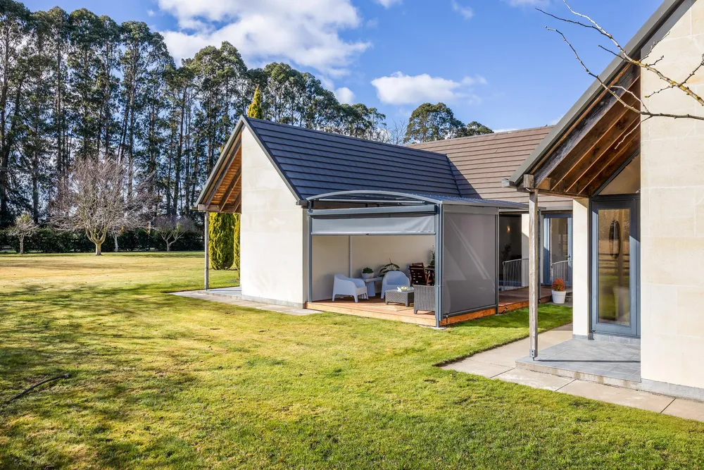 Photos of 131 Mount Thomas Road