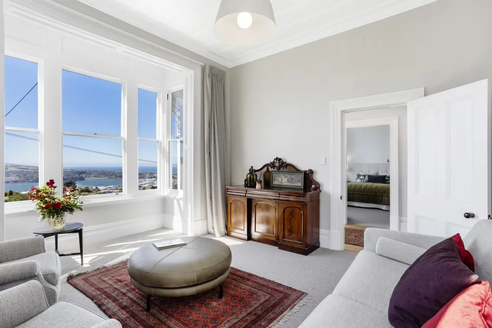 Photos of 13 Hart Street