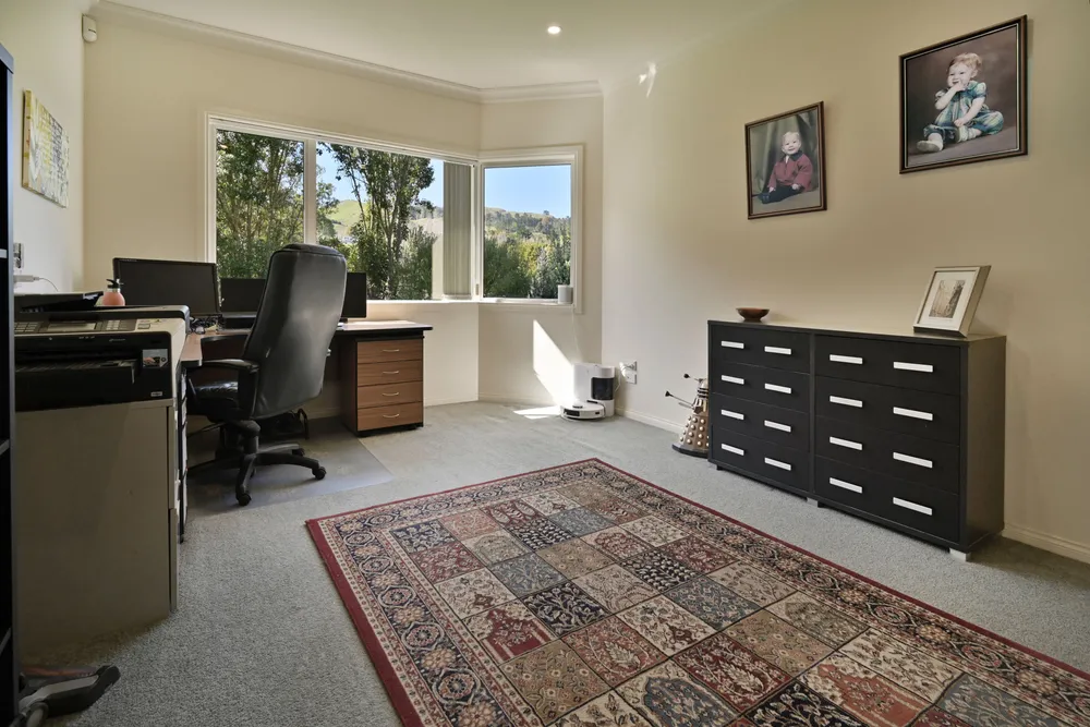Photos of 132 Tauroa Road