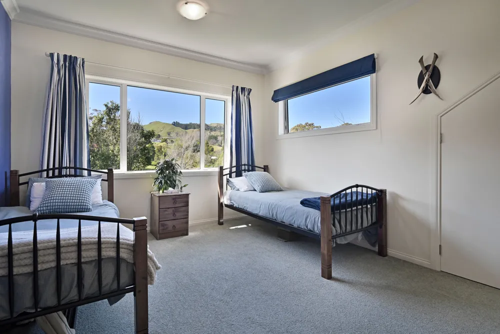 Photos of 132 Tauroa Road