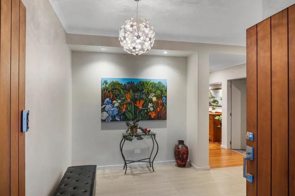 Photos of 94 Moffat Road