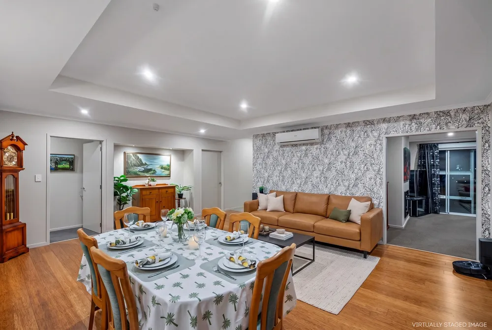 Photos of 94 Moffat Road