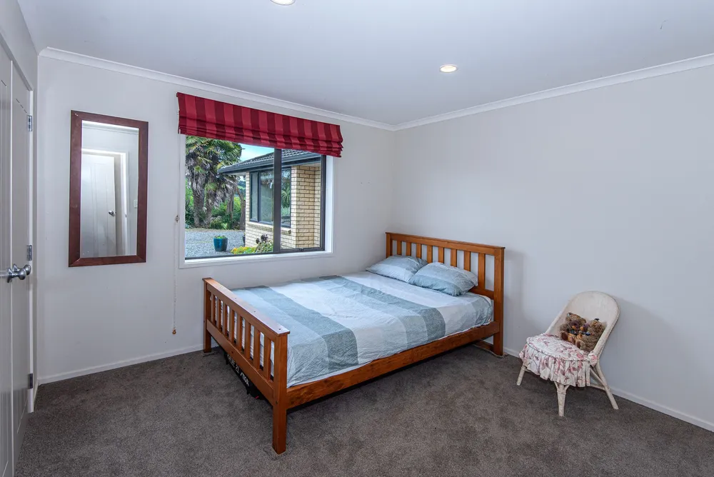 Photos of 183 McLennan Road